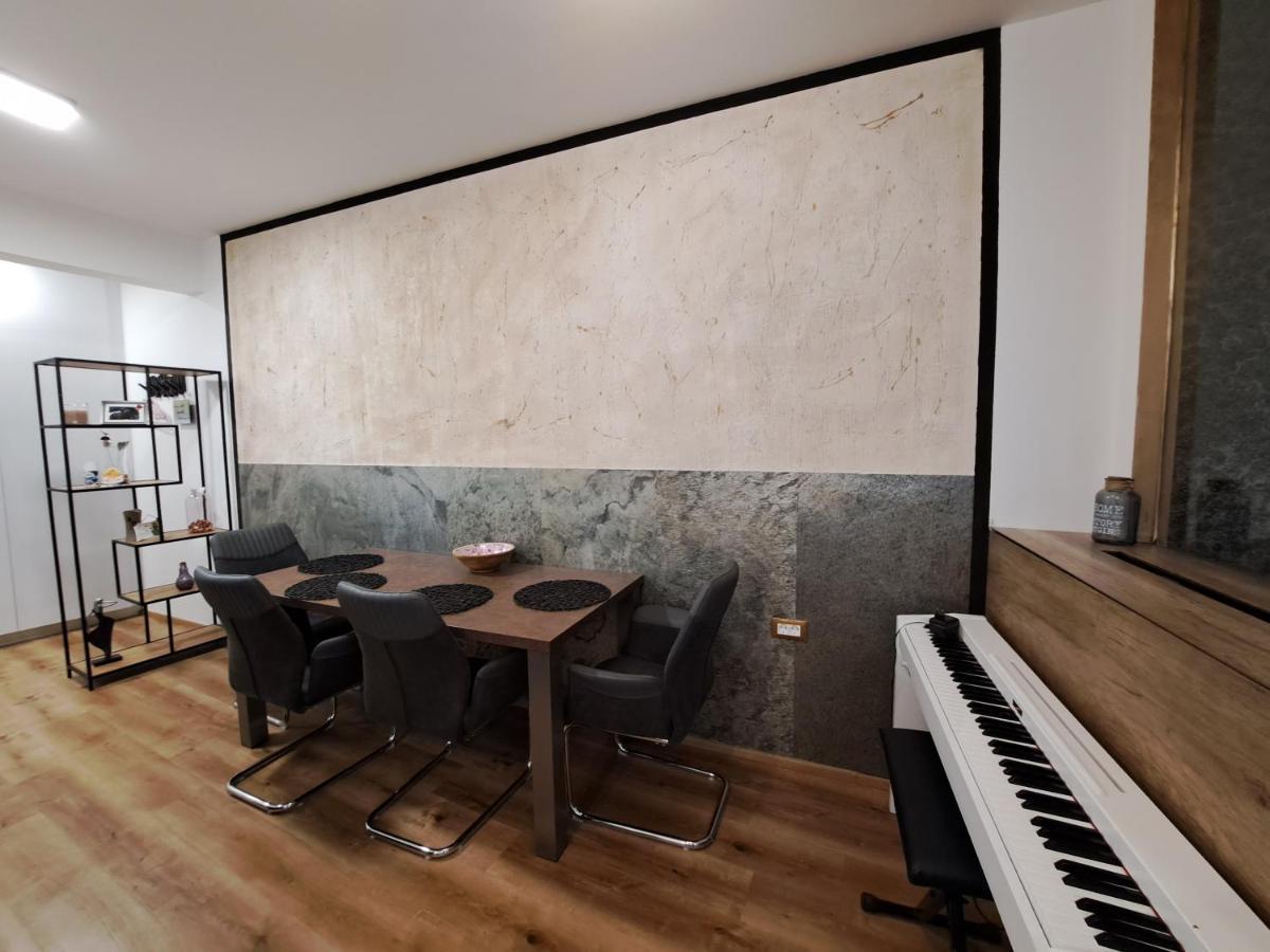 Stunning New Apartment With Free Parking Near City Centre Laibach Exterior foto